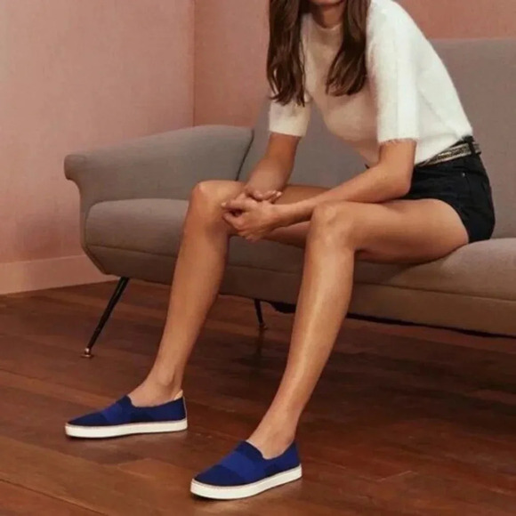 UGG | SAMMY SLIP ON  WOMEN NAVY BLUE LEATHER DETAILS SNEAKERS - Picture 1 of 15